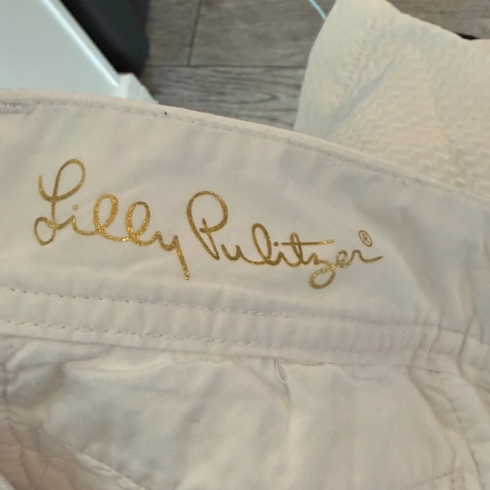 Lilly Pulitzer Textured Cream Women's Shorts - Picture 4 of 6